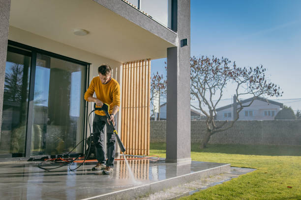Animal Enclosure Cleaning in University Heights, IA